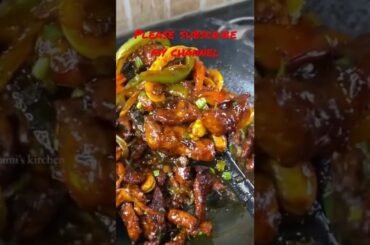 Restaurant Style Chili Chicken || Dry Chicken Chilli Recipe || #soumiskitchen #shorts