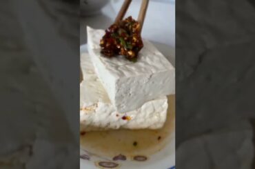 Eat this water bean curd with firewood paste chili noodles, too!