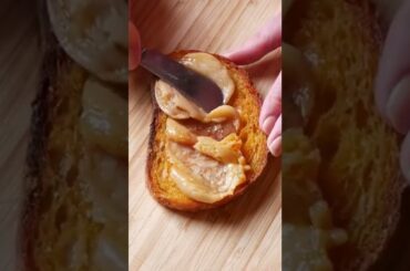 Chili Oliver Oil Garlic bread #shorts #bread #oil #food