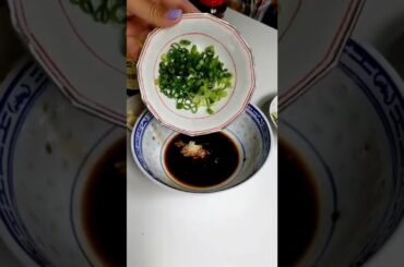 Chinese garlic chili noodles in under 10 minutes