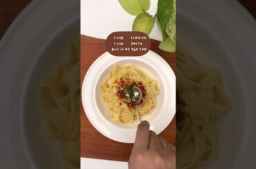 Garlic Chili Oil Noodles tiktok yowwhatspoppin