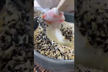 DELICIOUS & HEALTHY everything bagel yogurt chili dip recipe. #highprotein #dips #summerfood