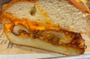 Hot bird burger in NY, Riley’s! Pretty spicy for a beginner like me haha