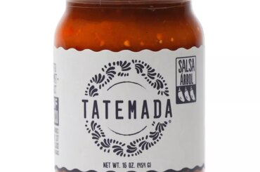 If you see this salsa, don't sleep on it. Absolutely love the spice level, texture and flavor. Went through an entire bag of chips in one sitting.