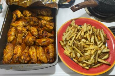 Buffalo wings with sauce made from Valentina’s Extra Hot