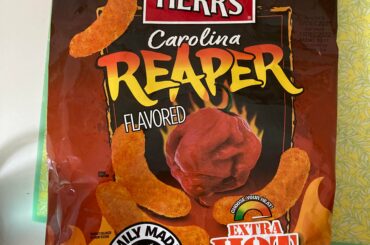 Wot wot wot! Found this spicy buddy in Hamburg. Quite rare to find in Europe