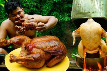 How To Smoke Chicken Crispy | Smoke Whole Chicken In Forest Eating With Dry Chili Recipe.