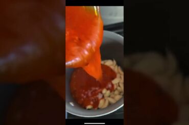 Experiments: Can you confit garlic in chili oil?