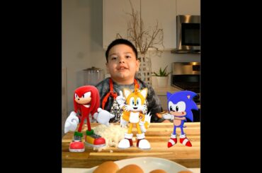 Making sonic the hedgehog chili dogs