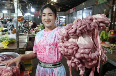 Market show, Yummy grilled pork intestine dip in chili sauce / Pork intestine recipe