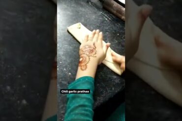 Chili garlic paratha | Aalsibiwi #viral #viralshorts #sorts #sort #sortvideo #trending #paratha