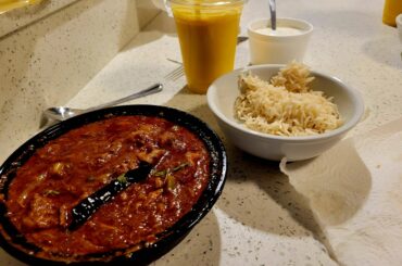 When on vacation one must get the spiciest goat curry (Krahai) possible.