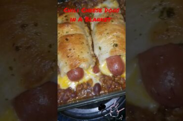 Chili Cheese Dogs in A Blanket. #youtubefoodies #easyrecipe #chilicheese #yum