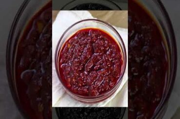 Authentic Schezwan Sauce Recipe - Spicy Chilli Sauce! #schezwansauce #shorts