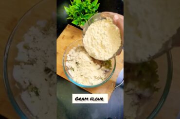 barish wale pakode #shorts #youtubeshort #food #pakoda #fritters