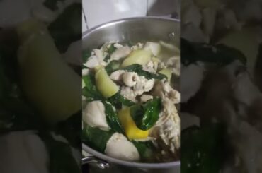Chicken Tinola Soup with Green Papaya and Chili Leaves #chicken #soup #greenpapaya #tinola #shorts