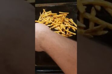 Chili Cheese Fries On The Griddle!