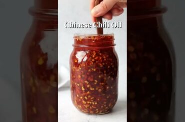 How to make Chinese chili oil #shorts #chinesefood #foodie #chili #oilpastel #fitness