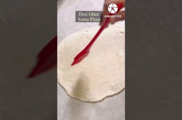 Onion Chili Paratha Recipe | Onion Laccha Paratha | Pyaz Ka Paratha #shorts