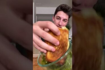 Homemade Indian Chili Cheese Toasty video by eitan#shorts #recipe   #cooking #indianfood #cheese