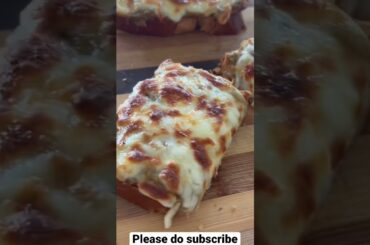 Easy Chili cheese toast recipe and pulled lamb recipe !