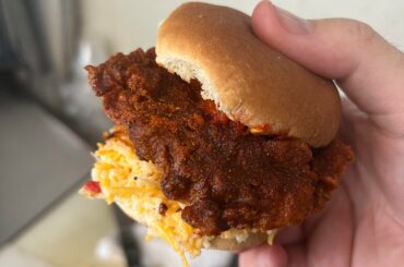 Xhot Hot chicken slider