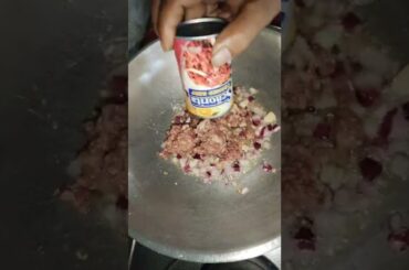 RECIPE #09- SPICY CORNED BEEF with CHILI and POTATO. #shorts #shortcooking