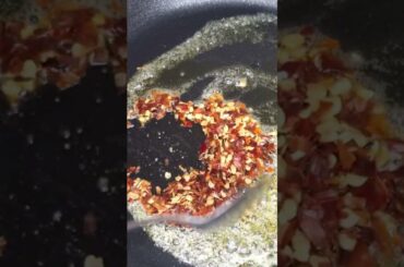 spicy food   chili flakes butter low heat  sauce dip chutney