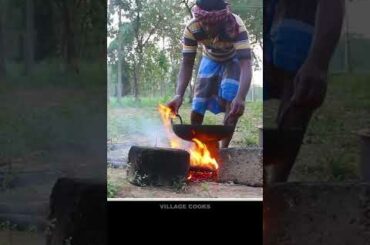 Delicious Quail Simple Chili Fry In VILLAGE Cooks #Shorts