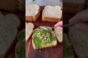 Chutney chili cheese sandwich! #sandwich #chutney #viral #shorts #shortvideo #schoollunch #foodie