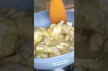 green chili chicken recipe #pakistani #shorts #cooking #foodideas #chicken #homemadefood #reels