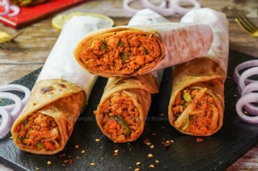 Chicken Keema Paratha Roll Recipe - Chicken Keema Roll - Chicken Paratha Roll