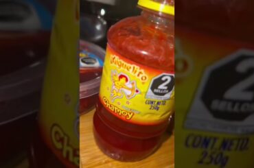 Mango mit tajin und chilli, das beste Streetfood in Mexiko. #shorts #mexiko