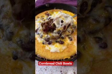 Cornbread Chili Bowls