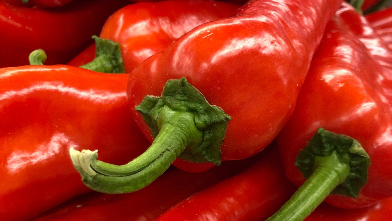 why-you-should-eat-spicy-food-in-the-morning-chili-chili