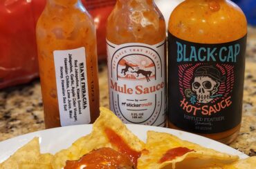 Why choose just one sauce? mix and match!