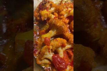 Roasted Peri Peri Calabrian chili Cauliflower #short #tiktok #vegan #cauliflower #recipe