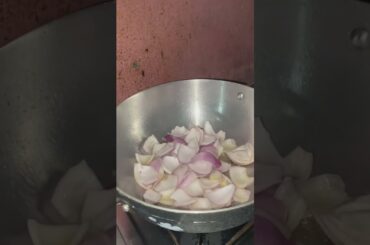 homemade chicken chili recipe #chickenchillie #northeast