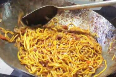 Desi Chinese Chicken Noodles Recipe | Amazing Egg Fried Rice | Street Food Lahore