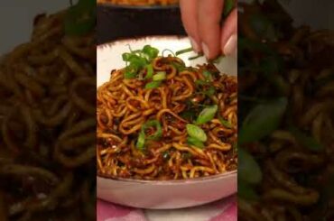 SWEET & SPICY Ramen Noodles | CHILI GARLIC Noodle Recipe #shorts