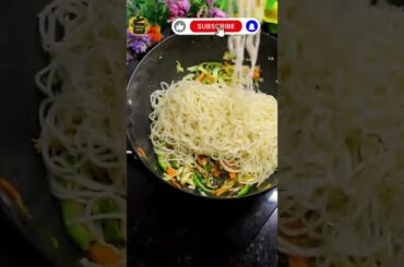 Chilli Garlic Noodles  | veg Chilli Garlic Noodles #noodles #shorts #chowmein