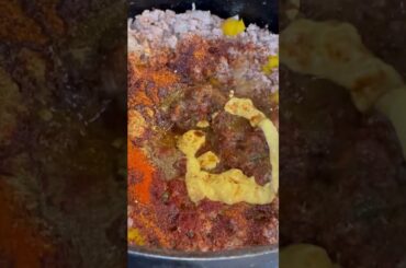 An easy, flavorful fall Chili. With the perfect balance of heat and sweet, and a hint of Smokiness.