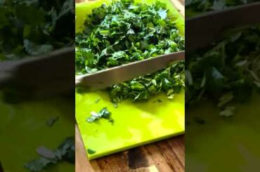 Chilli Con Carne With Fresh Cilantro #shorts #recipe #chilliconcarne