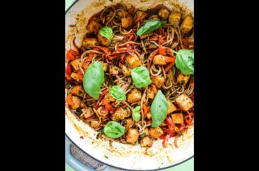 #shorts SWEET CHILI TOFU WITH NOODLES | Gluten free | Dairy Free | Savory Dinner Recipe