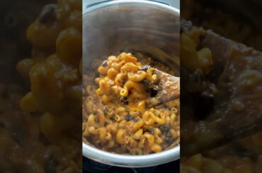 Easy & Delicious Chili Mac (InstantPot Version)