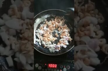 Goan Prawn Chilly Recipe | Prawns Chili Fry Recipe | Goan Seafood Recipe | Goan Recipes