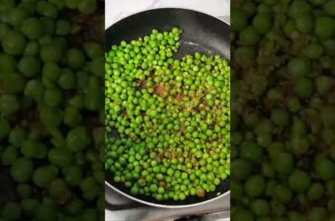 Matar Fry | Fried Peas #shorts by Manpasand Recipes