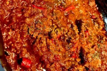 Spicy chili with reaper powder and a shitload of chillies