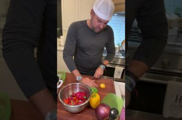 Adam Housley makes something out of chili's and Aden and Ariah eating ramen noodles/02Nov2022