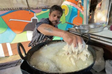 Mumbai Couple Selling Delicious Chilli Potato | Indian Street Food